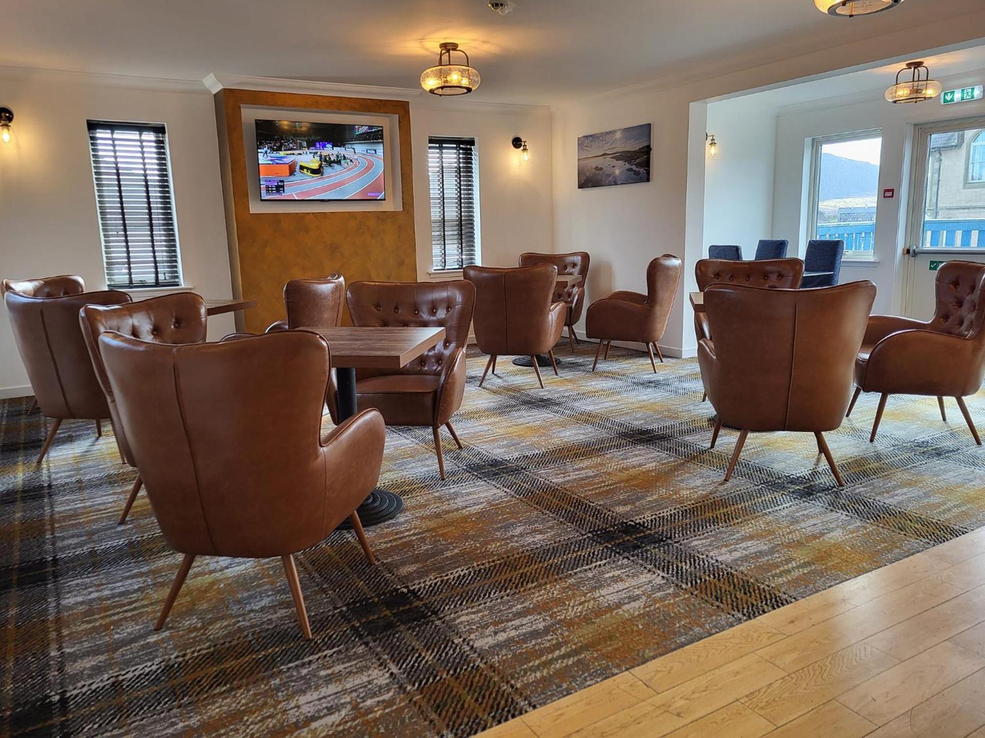Hamersay Hotel Lochmaddy Esterno foto